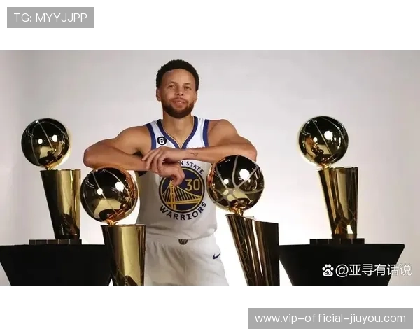 库里疯狂三分打爆快船，勇士重回胜轨