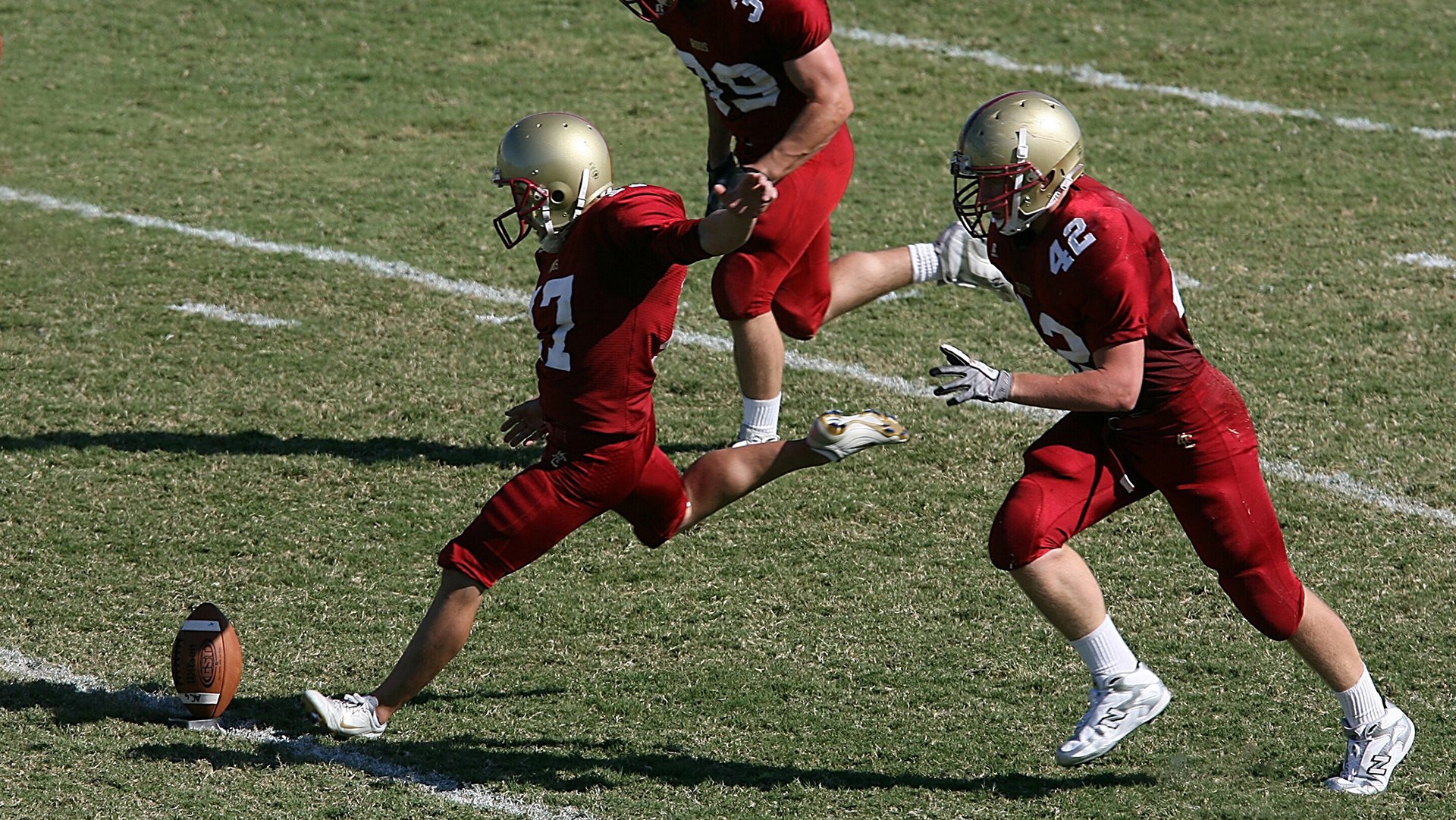 中甲联赛设立专属青训观察日展示梯队培养成果，中甲俱乐部试训招生